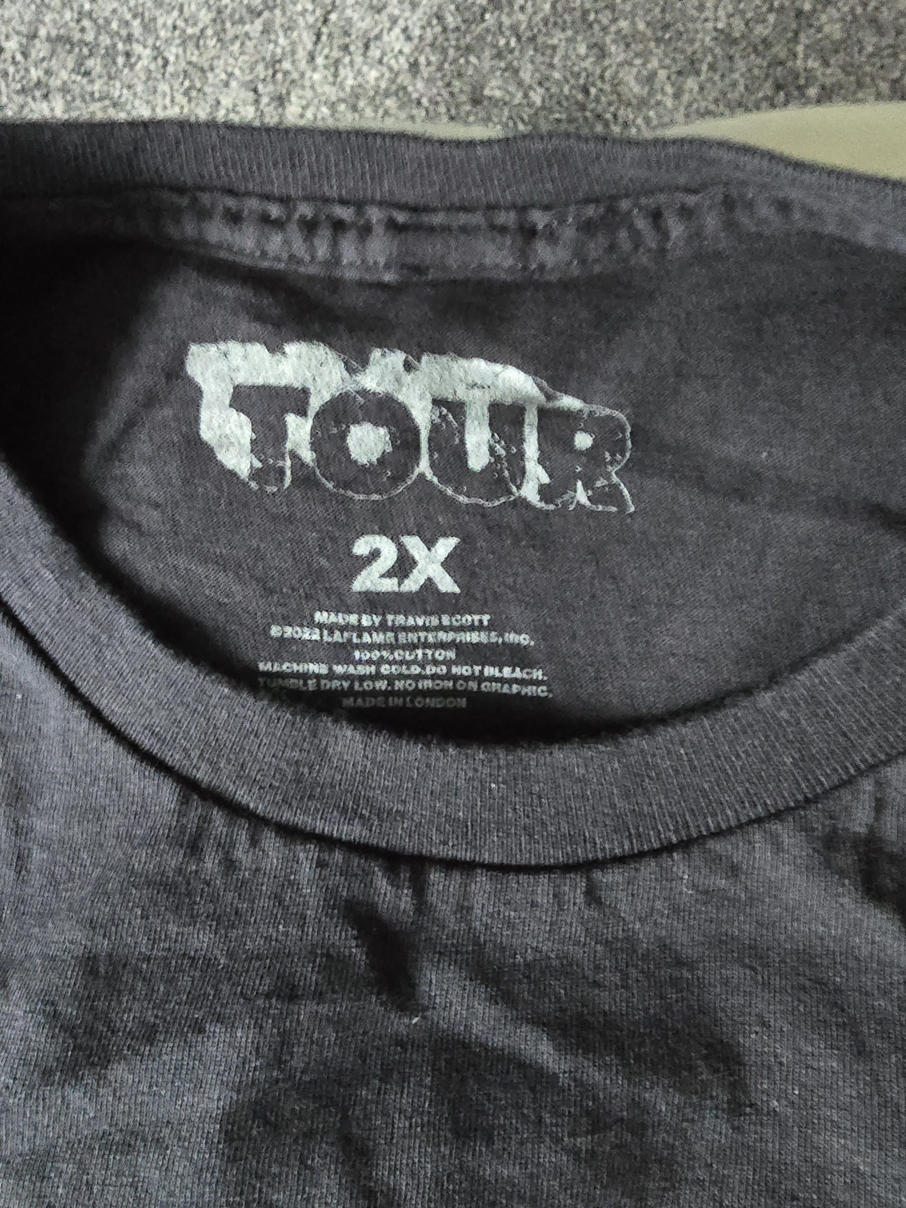 Travis Scott Official Travis Scott Utopia Tour Merch Shirt Black Large Size US L / EU 52-54 / 3 - 2 Thumbnail