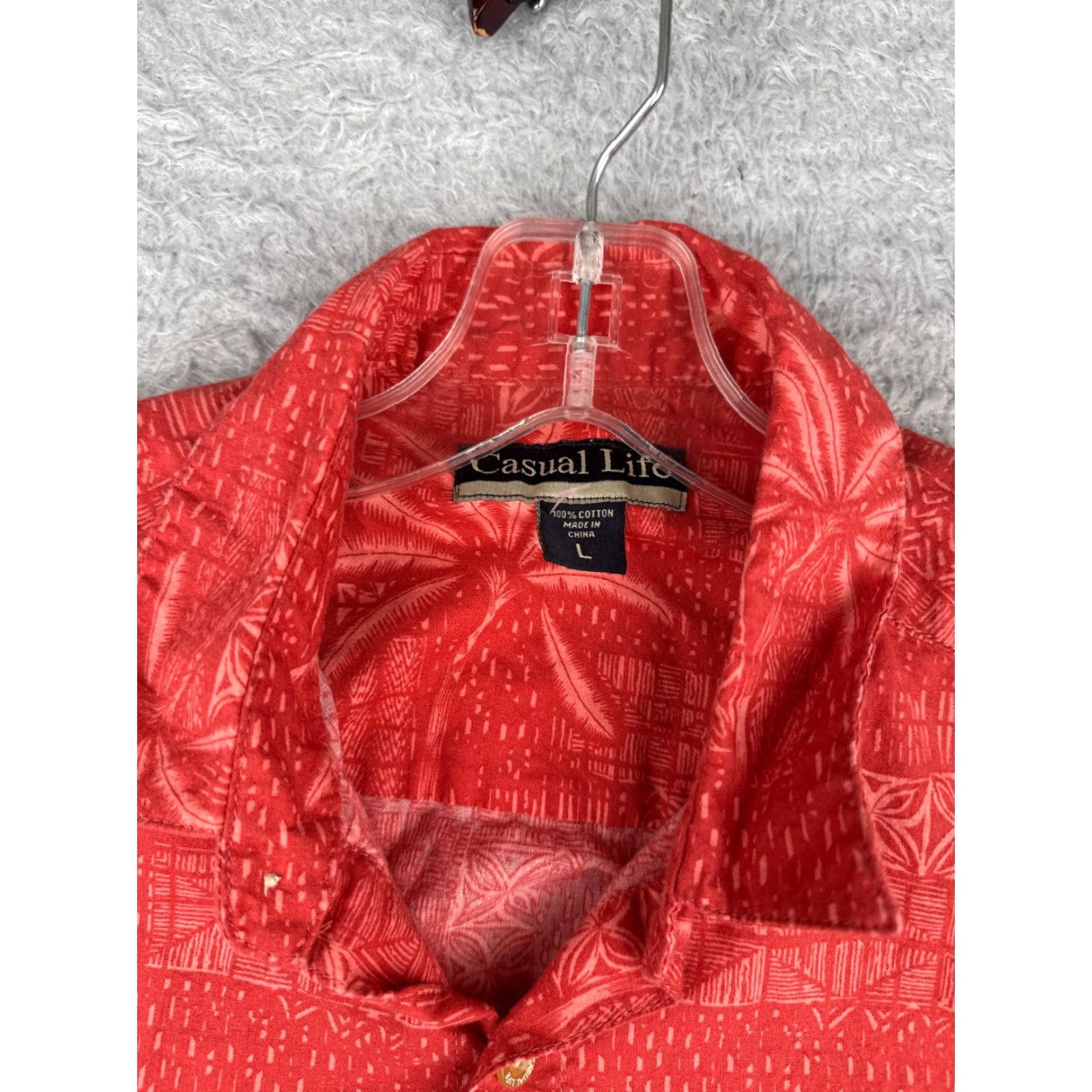 Vintage Casual Life Shirt Men L Red Floral Palm Leaf 100% Cotton Hawaiian Pocket Button-Up Short Sleeve 40 in Chest Regular All Seasons Pockets Size US L / EU 52-54 / 3 - 7 Thumbnail