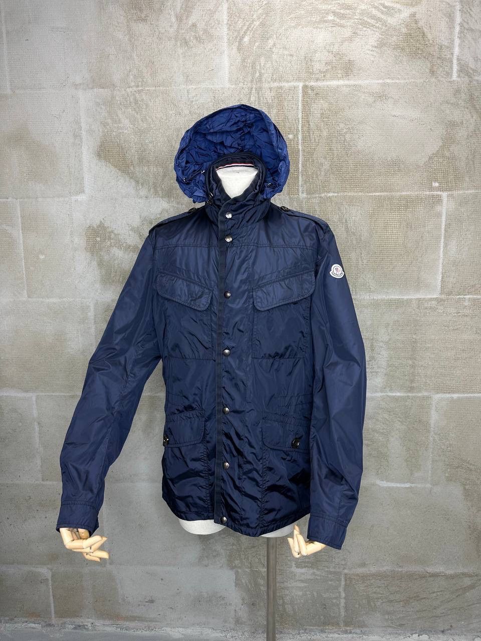 Moncler Moncler Bertrand hooded windbreaker jacket Size US L / EU 52-54 / 3 - 2 Thumbnail