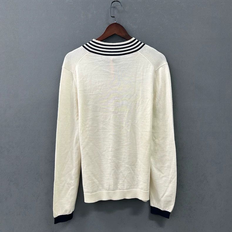 Gucci Gucci Bee pattern V-neck beige wool pullover sweater Size US M / EU 48-50 / 2 - 2 Thumbnail