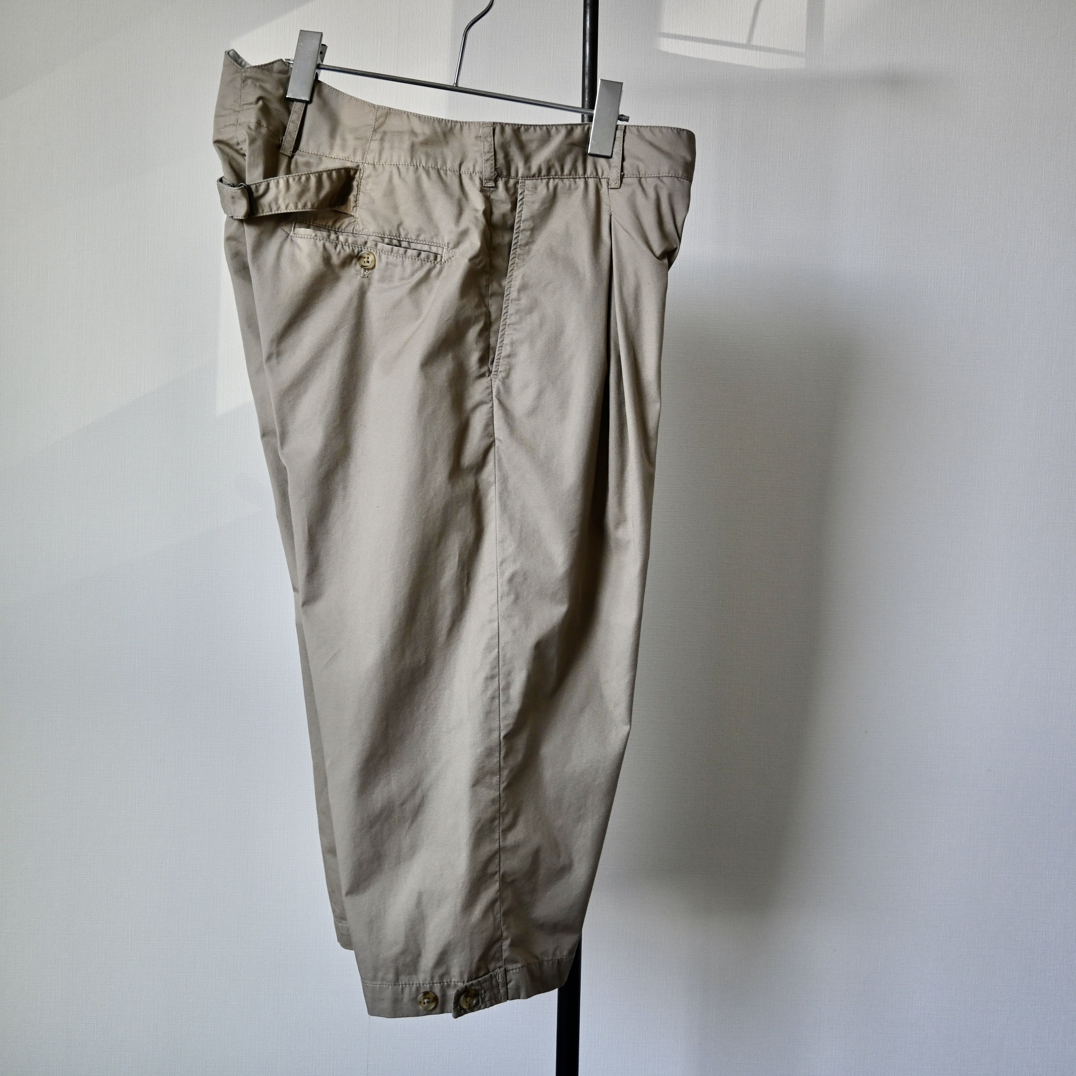 Engineered Garments Engineered Garments buckled back plus-four 3/4 twill shorts Size US 32 / EU 48 - 18 Thumbnail