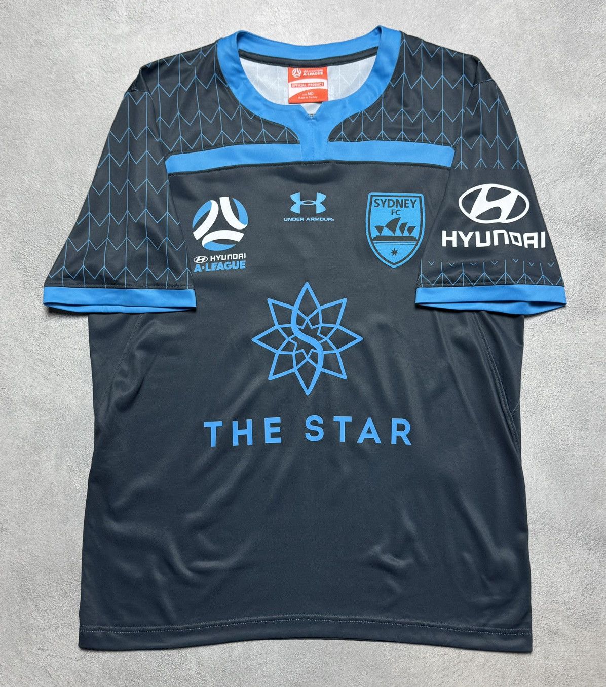 Under Armour Sydney 2019/21 Third Shirt Jersey Under Armour #9 Le Fondre Size US M / EU 48-50 / 2 - 14 Thumbnail