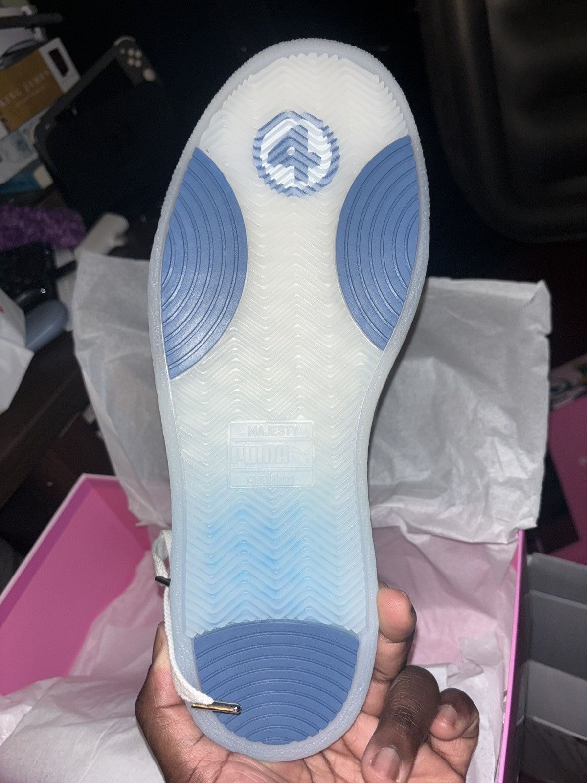 Advisory Board Crystals Sue Storm Majesty puma collectible Size US 11.5 / EU 44-45 - 2 Thumbnail