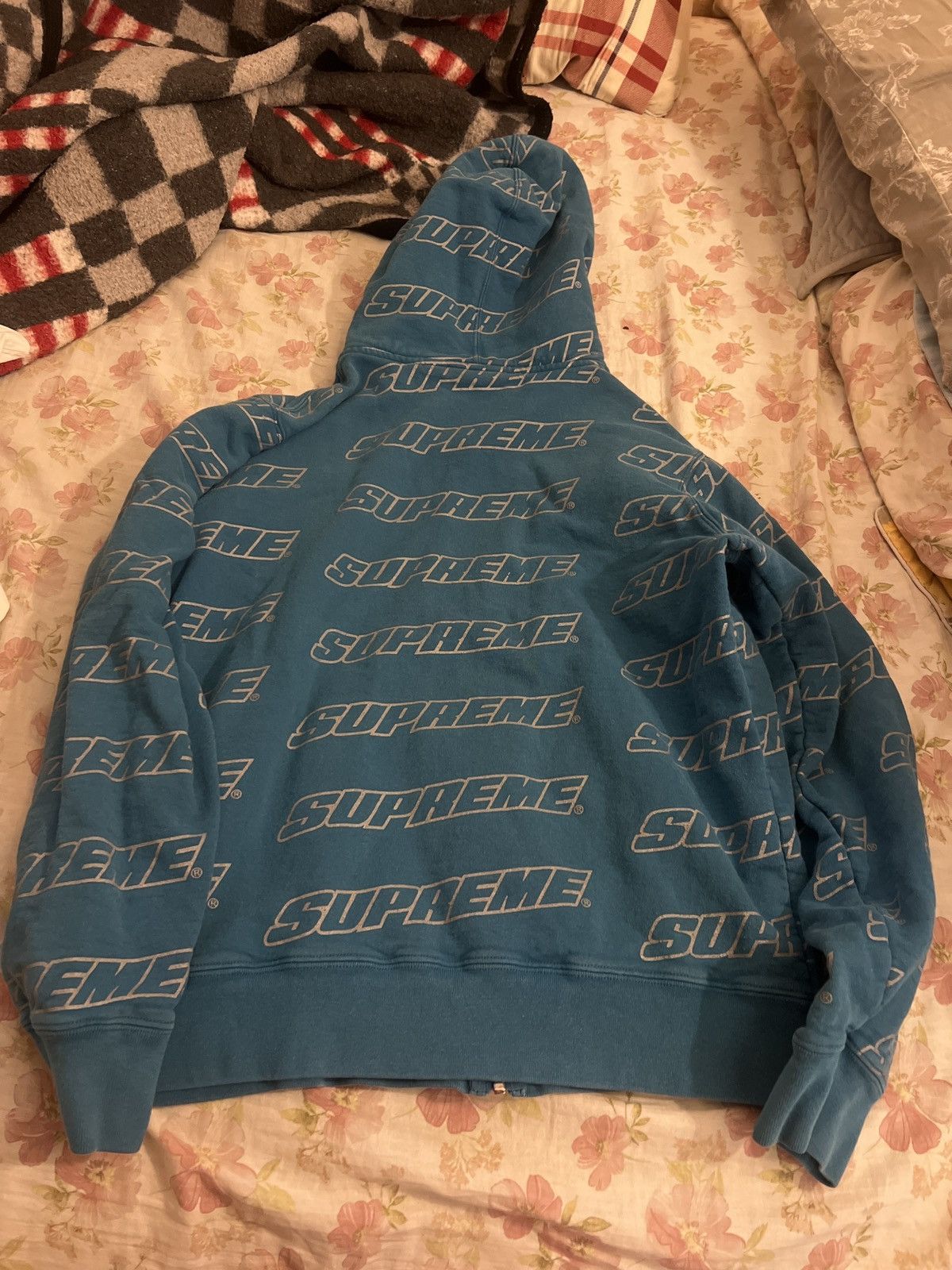Supreme Supreme repeat zip up Size US M / EU 48-50 / 2 - 2 Thumbnail