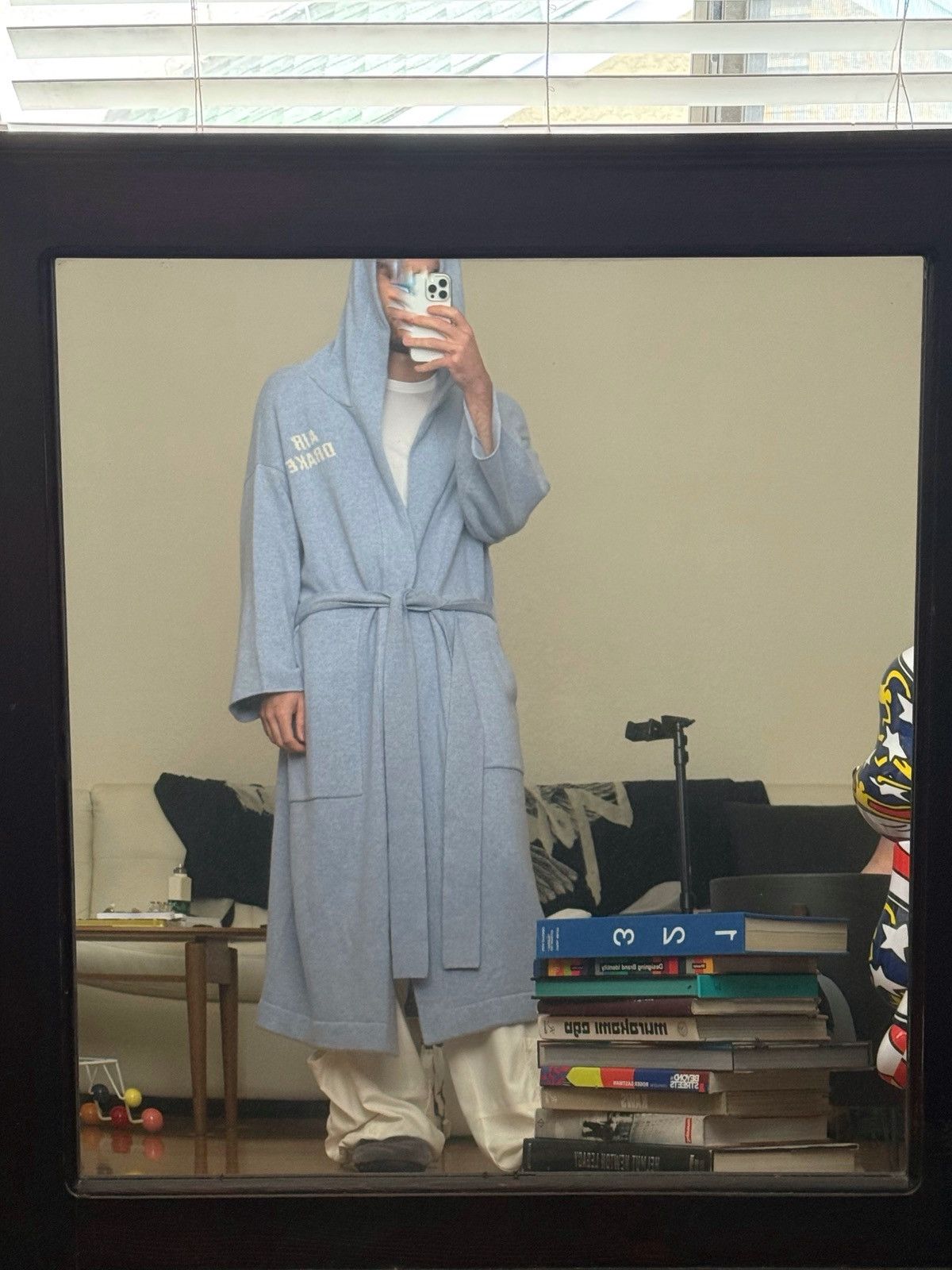 Drake Air Drake Plane VIP 100% Cashmere Robe by Virgil Abloh Size US XL / EU 56 / 4 - 12 Thumbnail