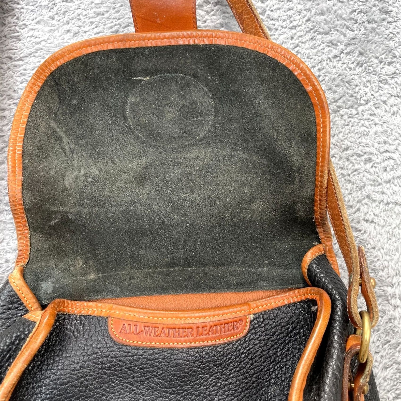 Dooney & Bourke VINTAGE Dooney & Bourke Essex Crossbody Bag Womens Black Leather Adjustable Strap Brown Hardware Gold Buckle Pebbled Leather Size ONE SIZE - 4 Thumbnail