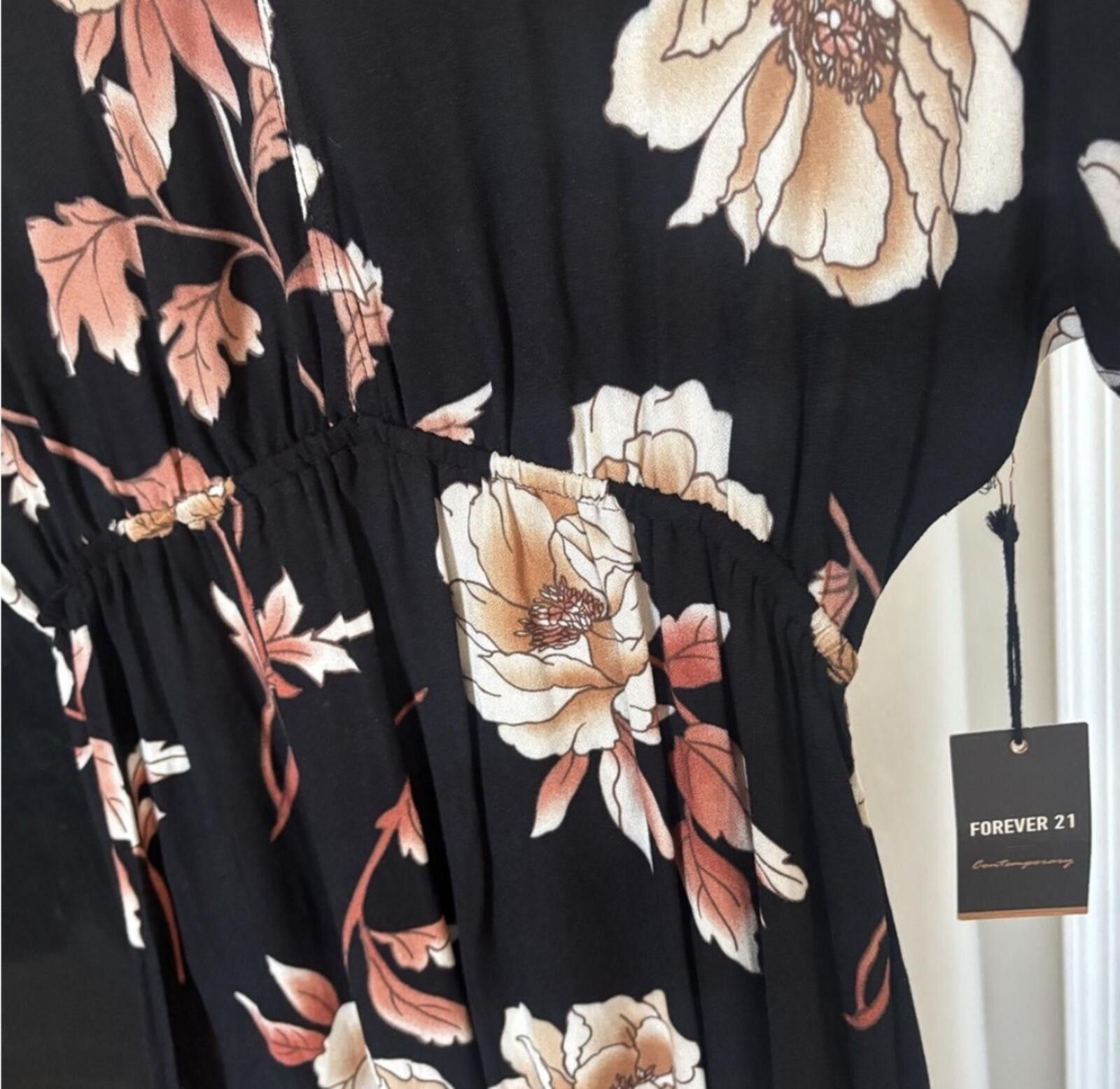 Forever 21 Forever 21 Floral Dress Size M / US 6-8 / IT 42-44 - 4 Thumbnail