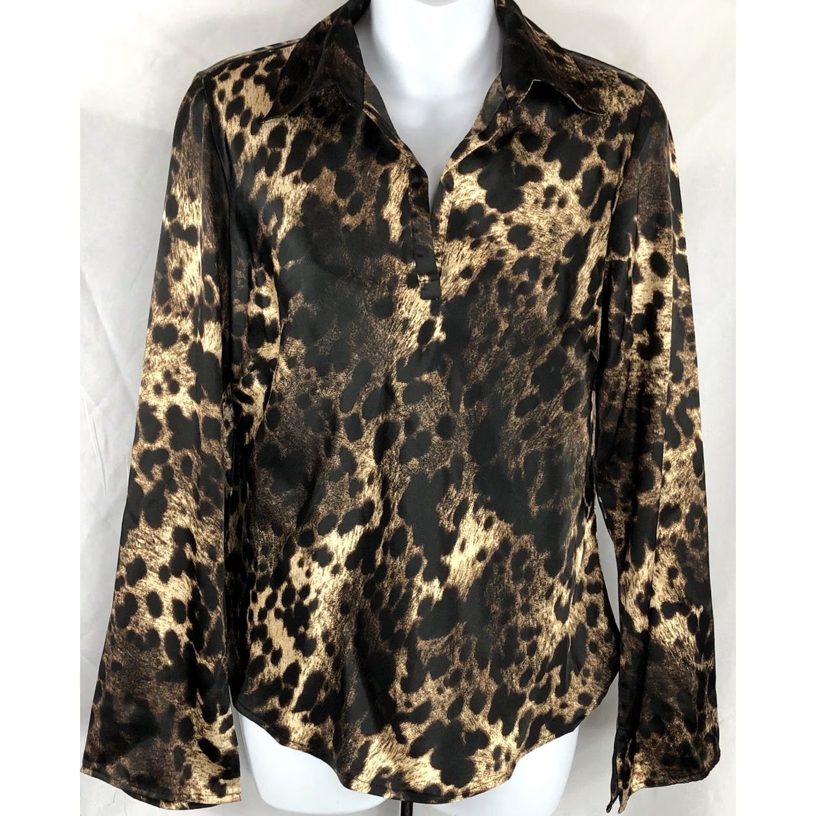 Vintage VINTAGE Giorgio Fiorlini Satin top S leopard cheetah flare long sleeve whimsigoth Glam grunge 90s Womens Size S / US 4 / IT 40 - 5 Thumbnail