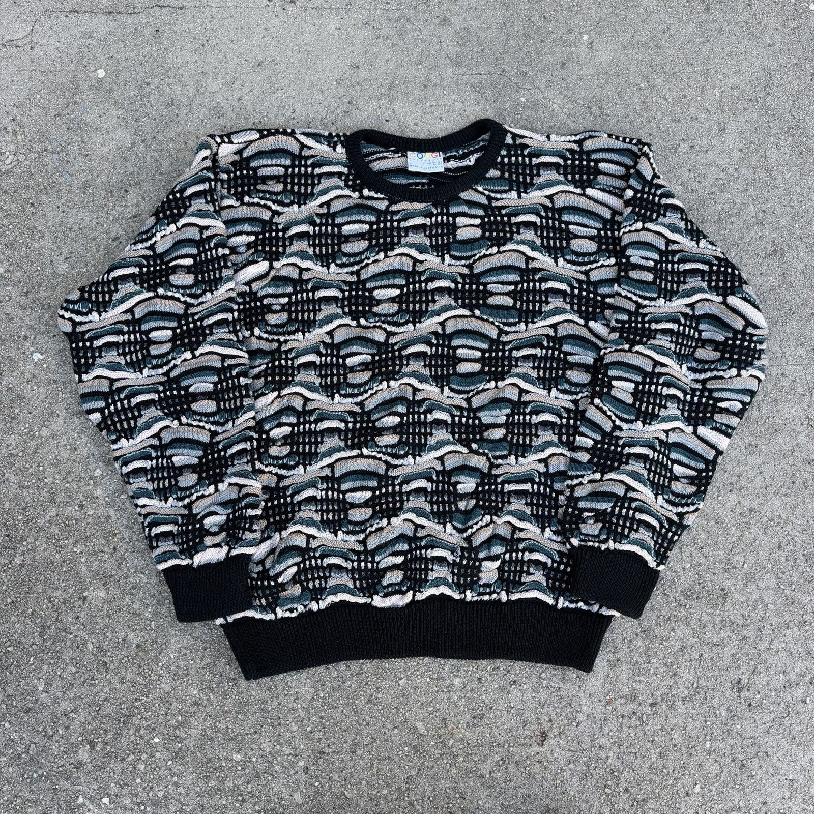 Coogi × Vintage Vintage 90s Coogi Knit Sweater Size Large Biggie Bill Cosby Size US L / EU 52-54 / 3 - 1 Thumbnail