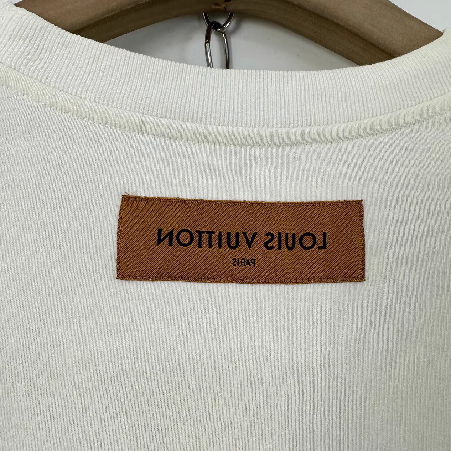 Louis Vuitton Louis Vuitton Rainbow Cloud Logo Short Sleeve K12 Size US L / EU 52-54 / 3 - 7 Thumbnail