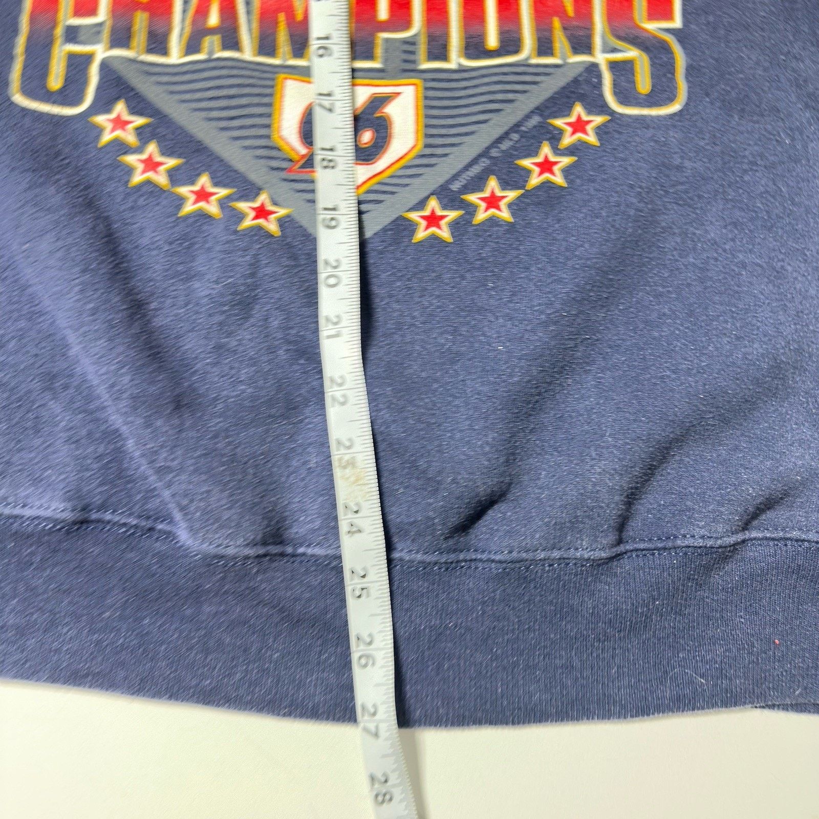 Lee Cleveland Indians Baseball Sweatshirt L 96 Central Champions Size US L / EU 52-54 / 3 - 7 Thumbnail