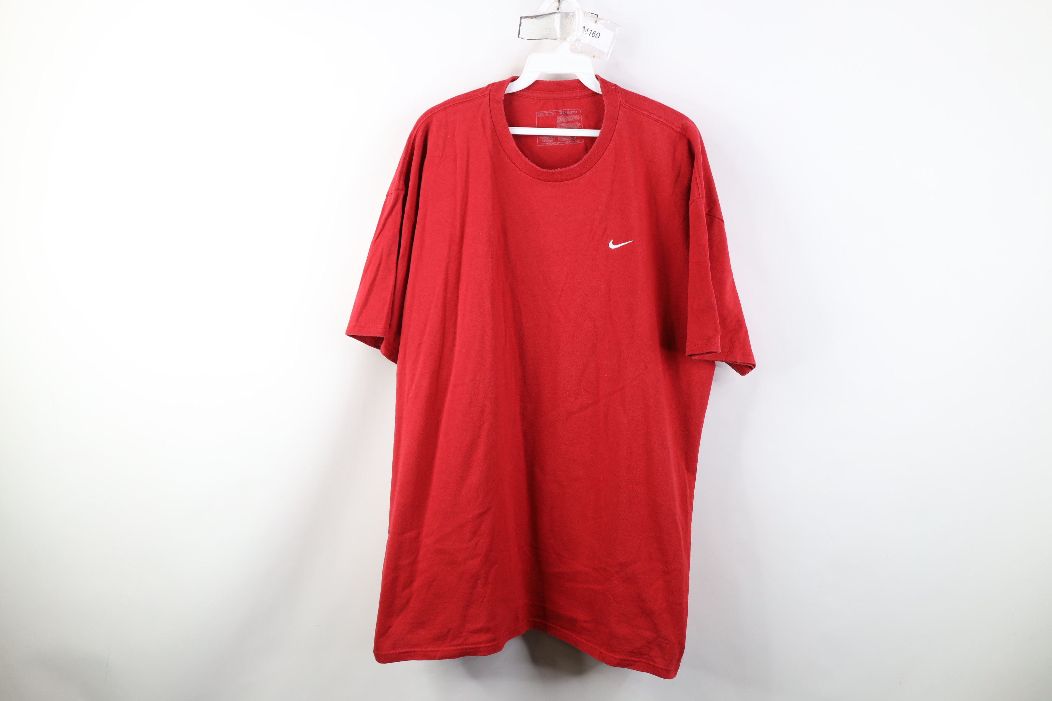 Nike Vintage Y2K Nike Mini Swoosh Short Sleeve T-Shirt Red Cotton Size US XL / EU 56 / 4 - 1 Thumbnail