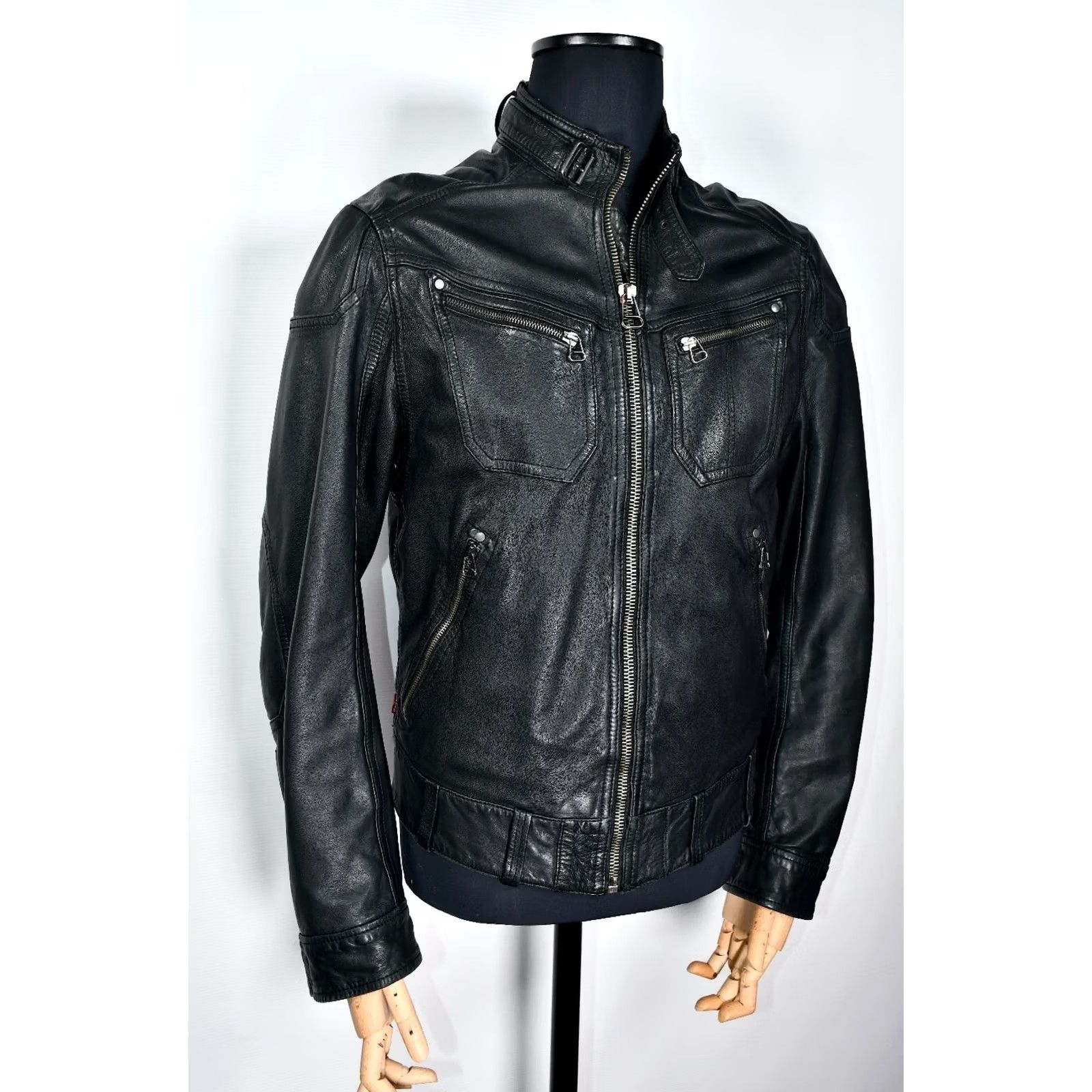Levi's LEVI'S Jacket Motorcycle Biker Leather 100% LEATHER Size M Men Black Vintage: No Size US M / EU 48-50 / 2 - 4 Thumbnail