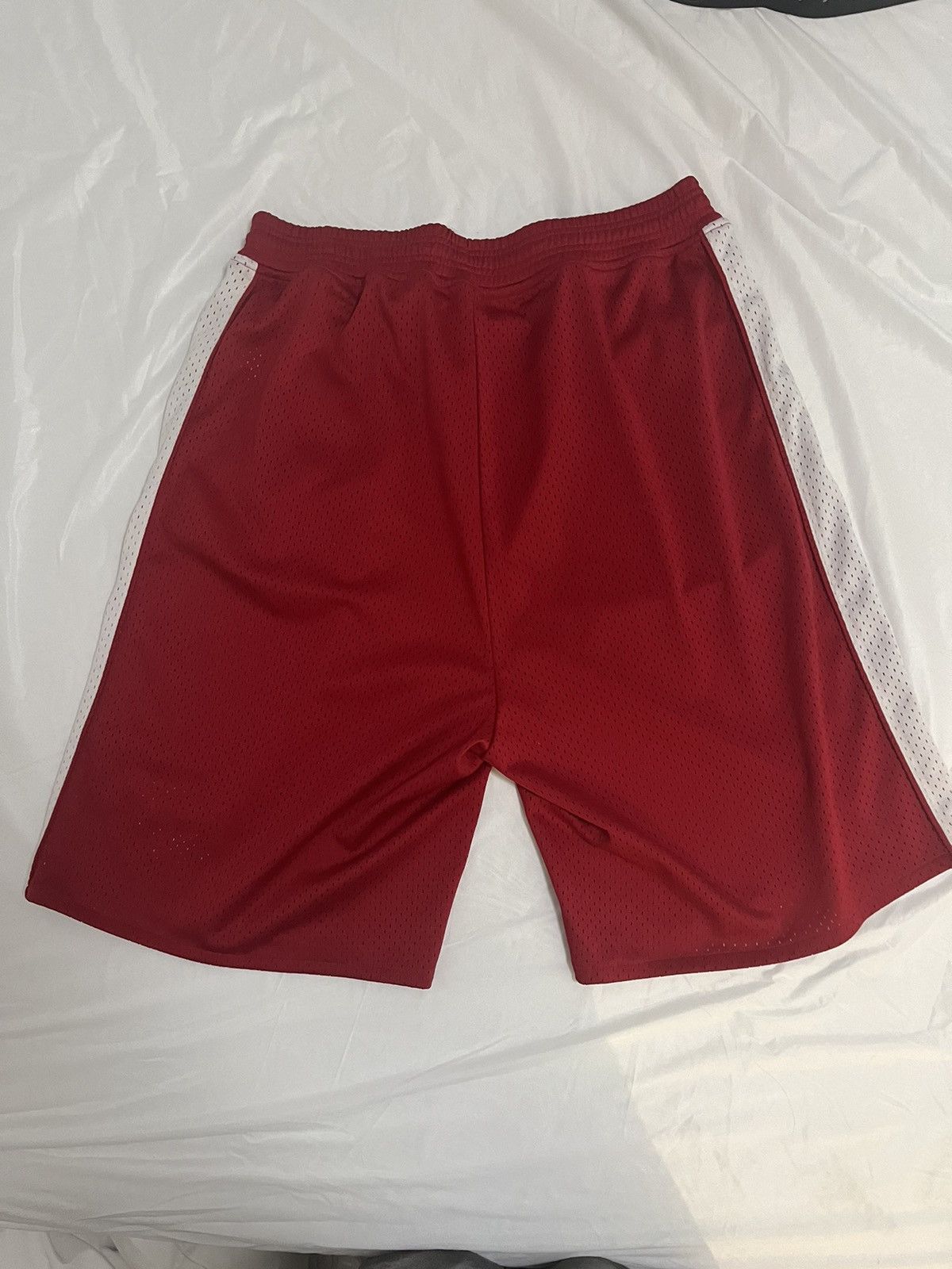 Willy Chavarria Willy Chavarria Tacombi Pleated Basketball Shorts Red/White Size US 34 / EU 50 - 2 Thumbnail