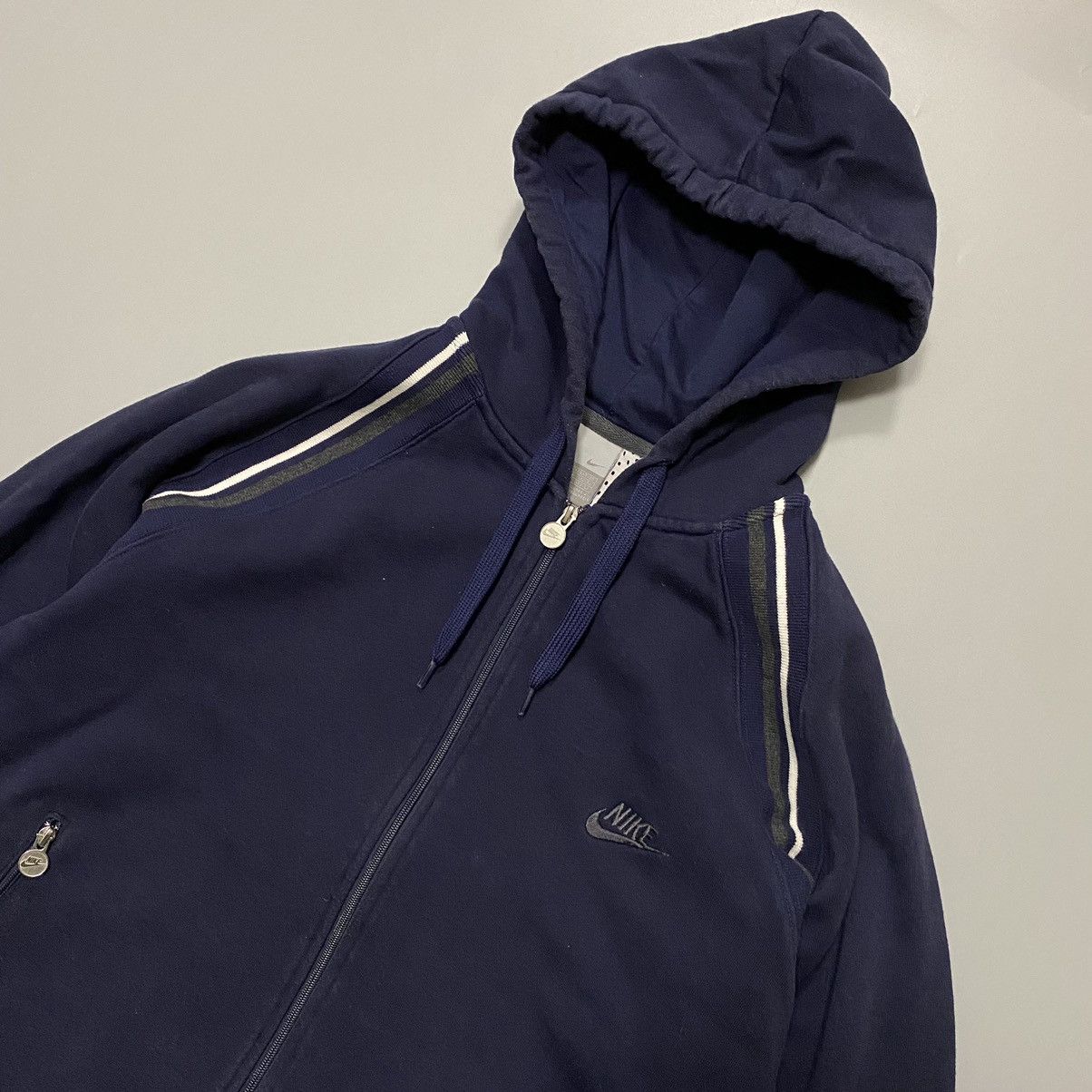 Nike Nike Vintage Full Zip Hoodie Dark Blue Y2K Style Mens Size L Size US L / EU 52-54 / 3 - 2 Thumbnail
