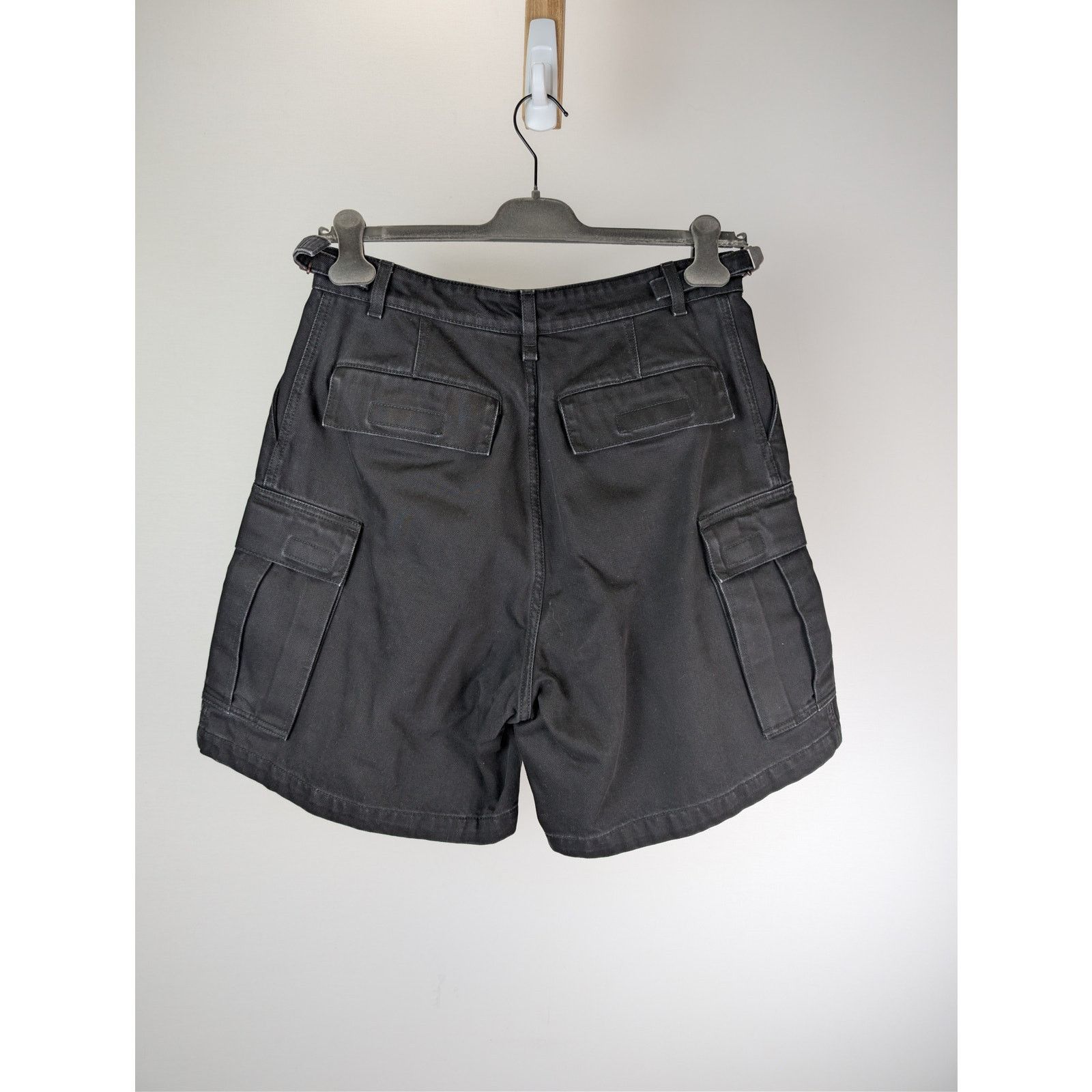 Vetements o1rshd1 Cargo Shorts in Black Size US 30 / EU 46 - 11 Thumbnail