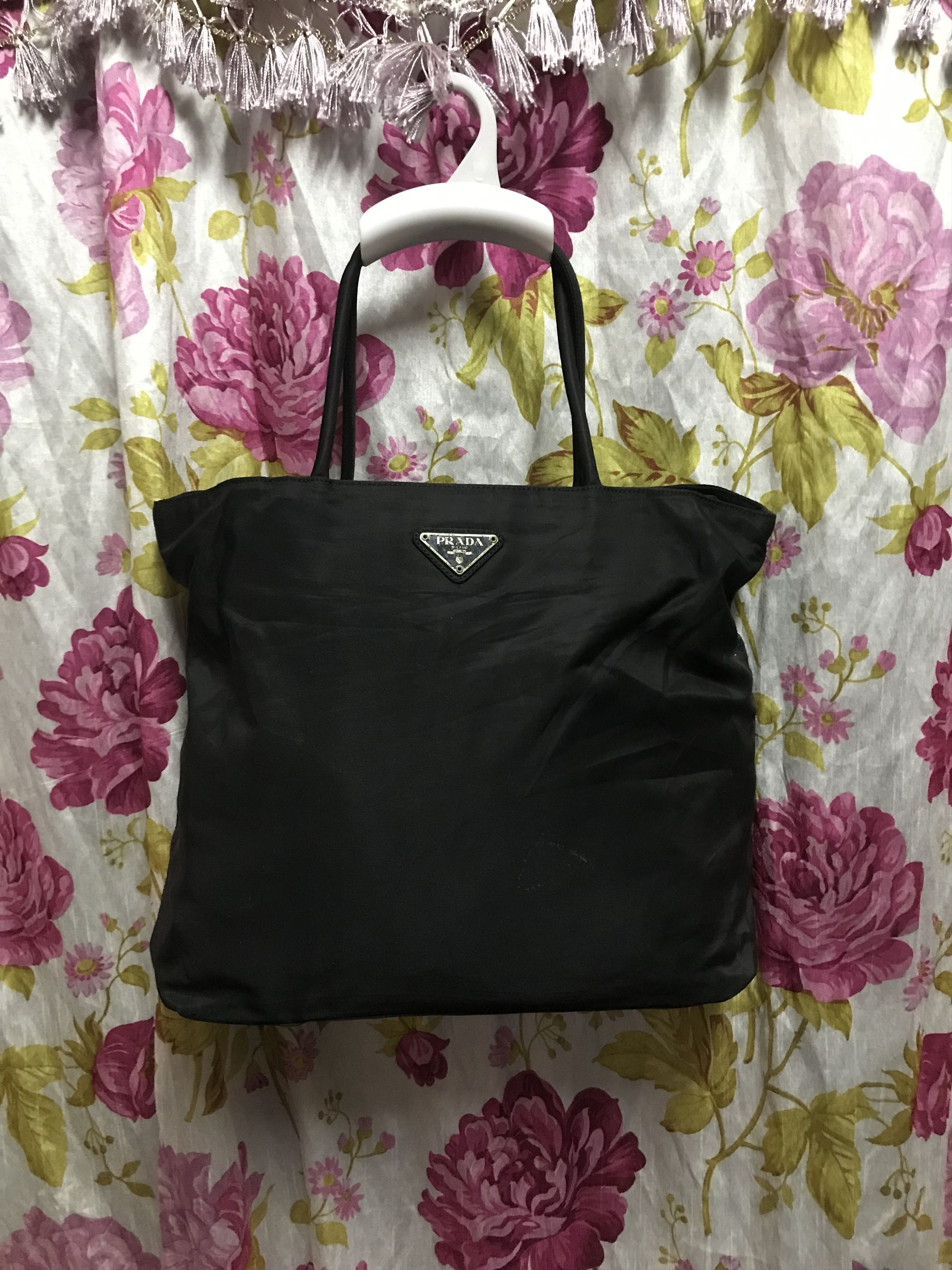 Prada Authentic Prada Black Tessuto Tote Bag Size ONE SIZE - 1 Thumbnail