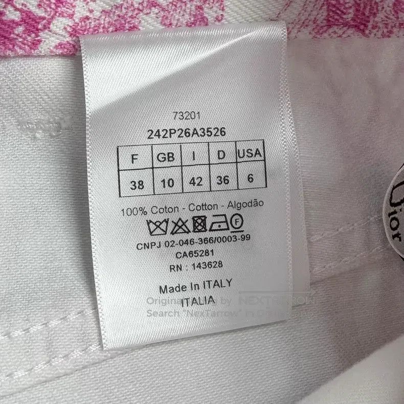 Dior Dior White and pink jungle animal denim cotton shorts Size 25" / US 0 / IT 36 - 6 Thumbnail