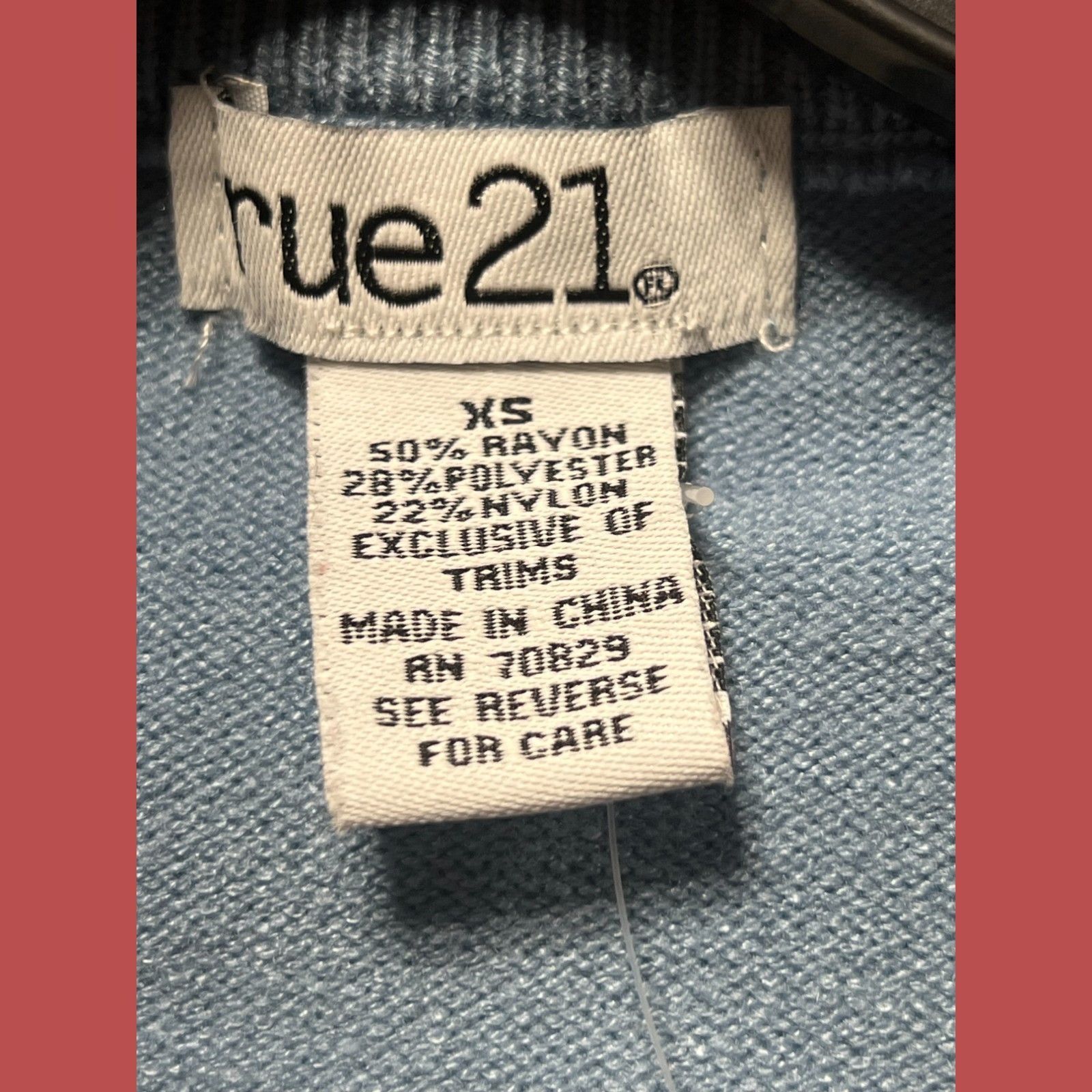rue21 Rue 21 - Women's Long Sleeve Sweater - Graphic Sweater - Lig Size XS / US 0-2 / IT 36-38 - 8 Thumbnail