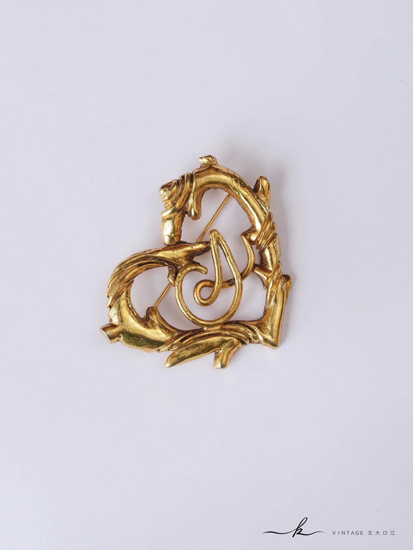 Christian Lacroix Christian Lacroix Vintage Gold Plated Vine Heart Logo Brooch Large Size ONE SIZE - 7 Thumbnail
