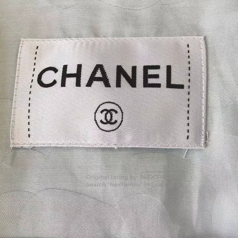 Chanel Chanel Rhinestone button haze blue jacket Size XXS / US 00 / IT 34 - 3 Thumbnail