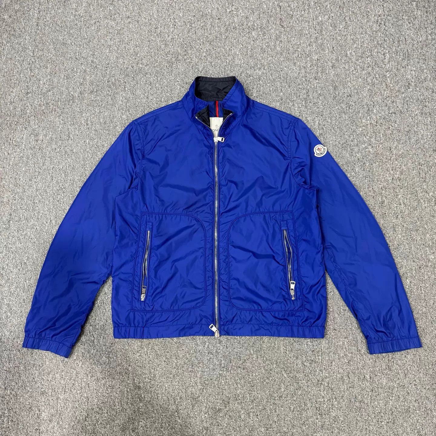 Moncler Moncler blue arm logo jacket size 2 95 new Size US M / EU 48-50 / 2 - 1 Thumbnail