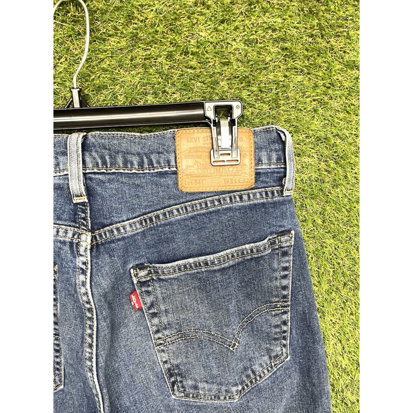 Levi's Levi's 541 Jeans Mens 31x32 Dark Wash Tapered Denim 5-Pocket USA 90s Streetwear Logo Mens Size US 31 - 3 Thumbnail