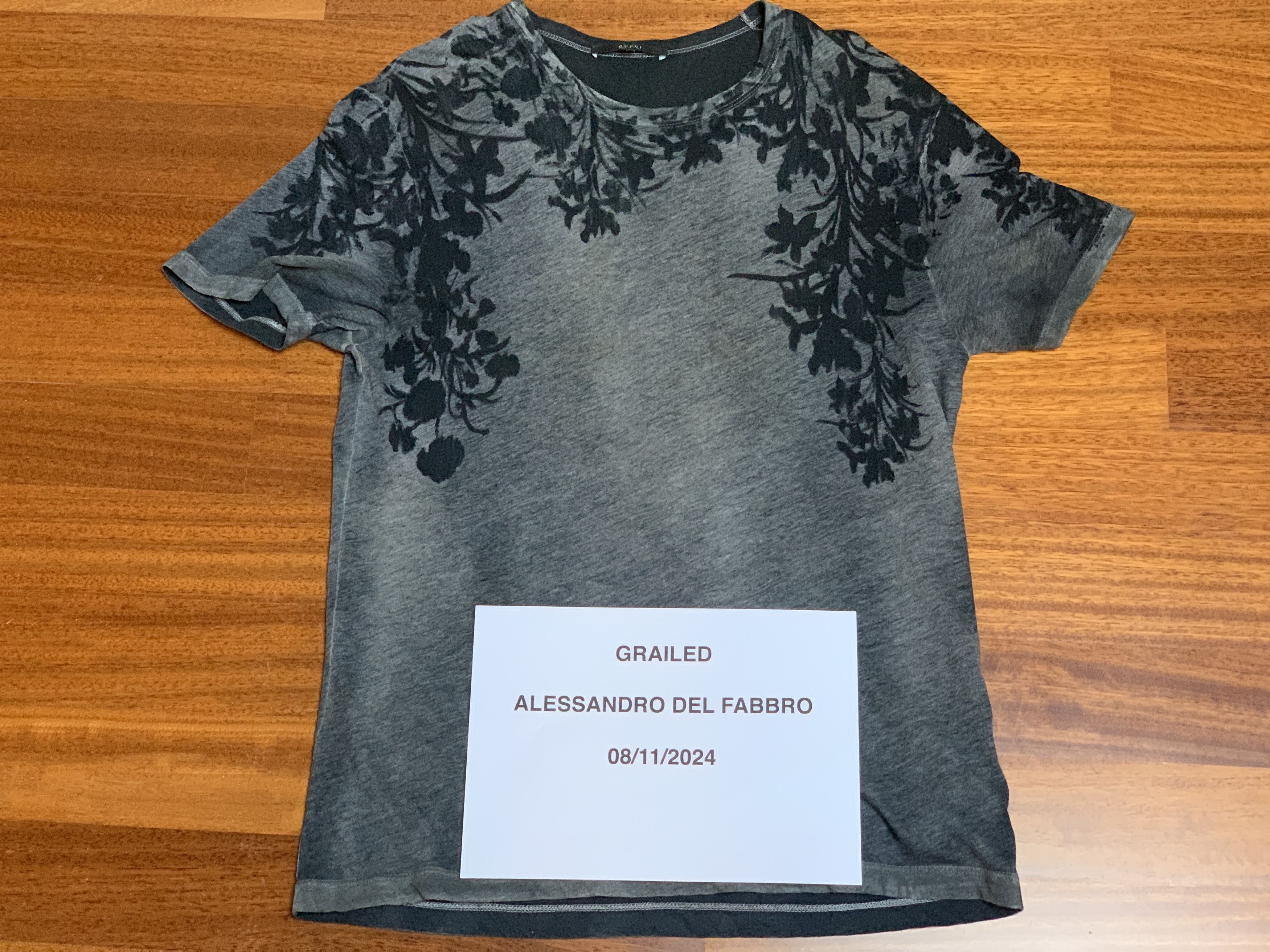 Gucci GUCCI T-SHIRT FLOWER DESIGNS Size US L / EU 52-54 / 3 - 7 Thumbnail