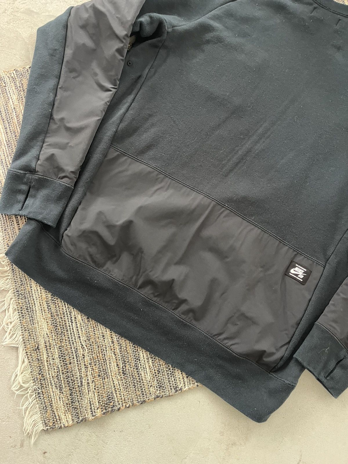 Nike Vintage Nike SB Black Nylon Blank sk8 Sweatshirt basic Size US XL / EU 56 / 4 - 13 Thumbnail
