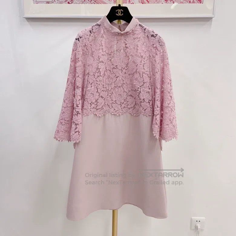 Valentino Valentino Pink cape lace sleeveless dress Size S / US 4 / IT 40 - 1 Thumbnail