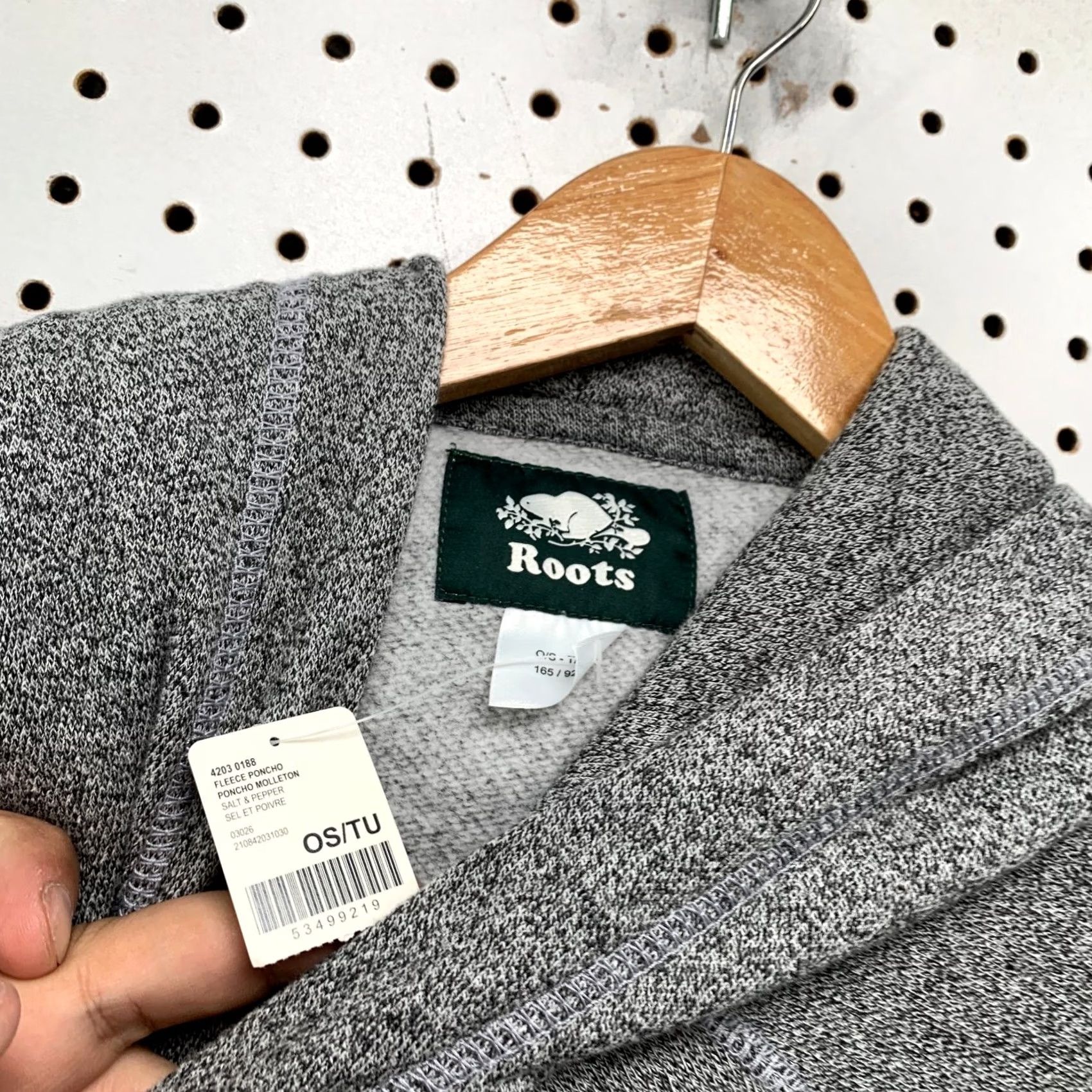 Roots Roots Fleece Hoodie Poncho Adult OS Gray Beaver Logo Canada NWT Hooded XS? Size US XXS / EU 40 - 6 Thumbnail