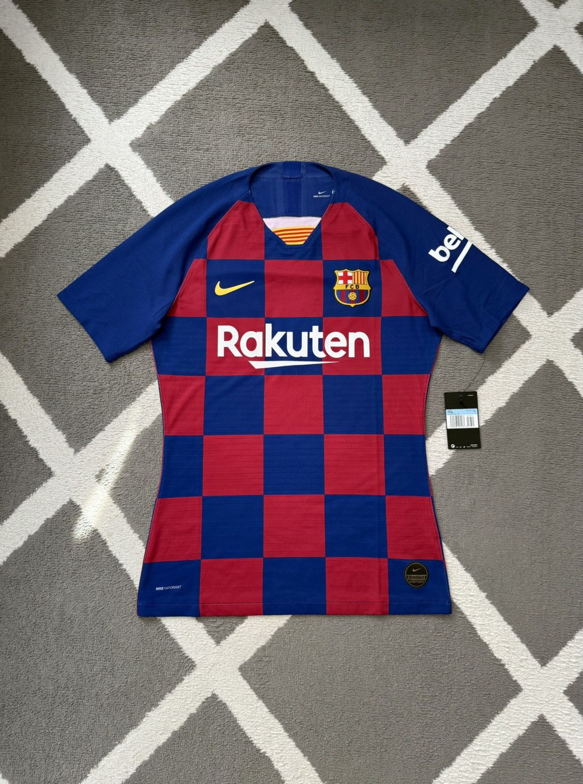 Nike Nike FC Barcelona 2019/20 Home Player Issue Soccer Jersey Size US M / EU 48-50 / 2 - 2 Thumbnail