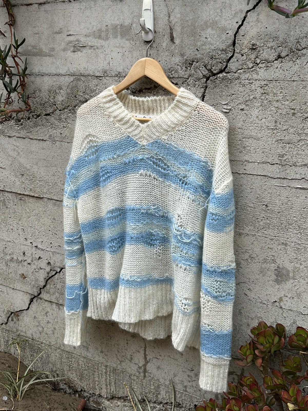 Acne Studios RARE GRAIL Acne Studios Italian Kurt cobain sweater unisex Size US L / EU 52-54 / 3 - 1 Thumbnail