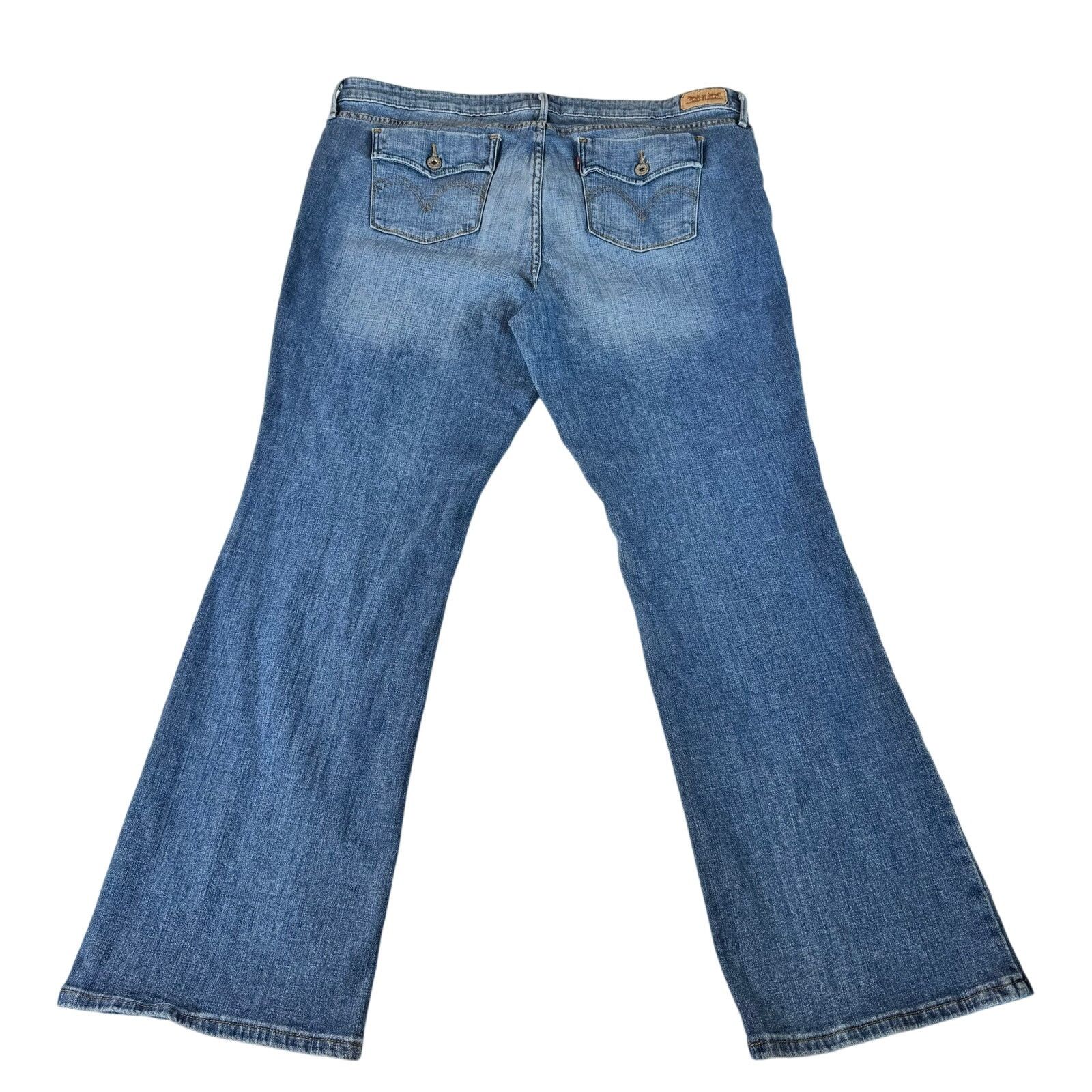 Levi's Levi 590 Bootcut Jeans Women 18W Inseam 31 Detailed Pockets Size 40" / US 18 - 2 Thumbnail