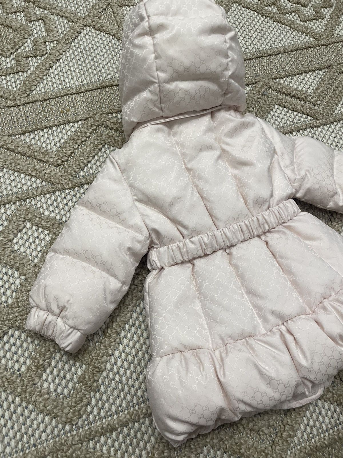Gucci GUCCI Baby Monogram Puffer Jacket in Pink - Size 3-6mths Size XXS / US 00 / IT 34 - 8 Thumbnail