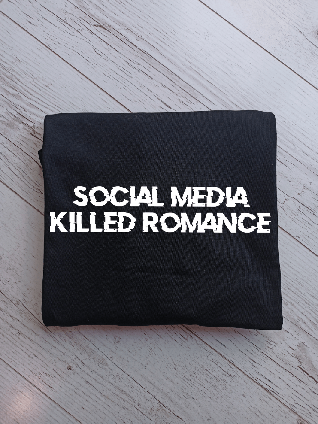 Vintage Brand New Social Media Killed Romance Graphic Tee - Size M Size US M / EU 48-50 / 2 - 3 Thumbnail