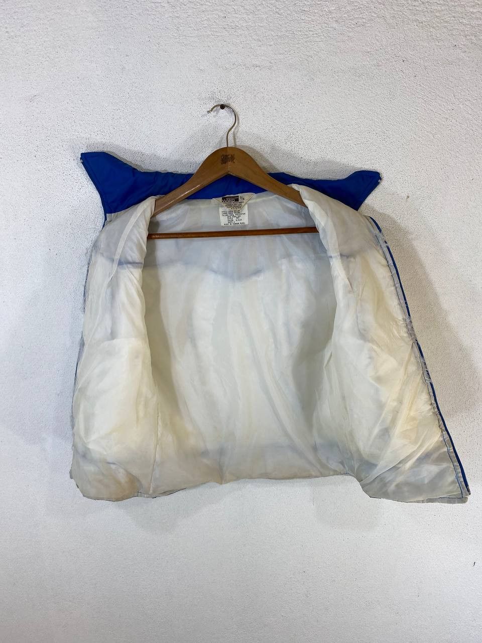 Original Montgomery vintage montgomery ward retro puffer vest nice design Size US M / EU 48-50 / 2 - 5 Thumbnail
