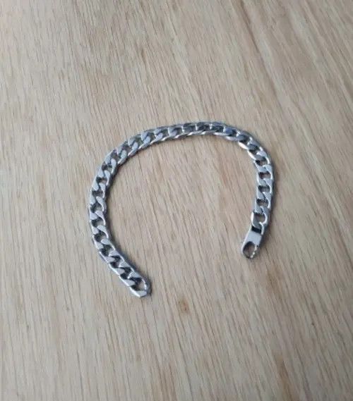 Jewelry 8 mm width Curb Cuban Link Chain Brecelet Size ONE SIZE - 4 Thumbnail