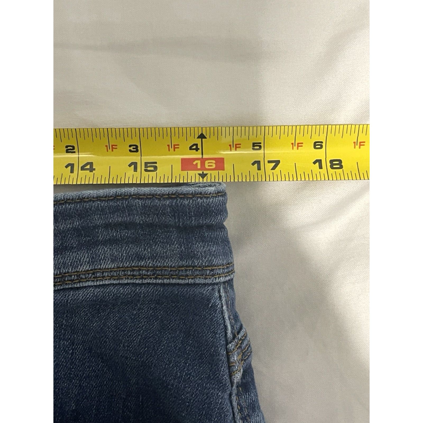 DUER DU/ER Jeans Mens Size 32x29.5 Relaxed Tapered Denim Medium wash Belt Loops 5-Pocket Casual Mens Jeans Size US 32 / EU 48 - 6 Thumbnail