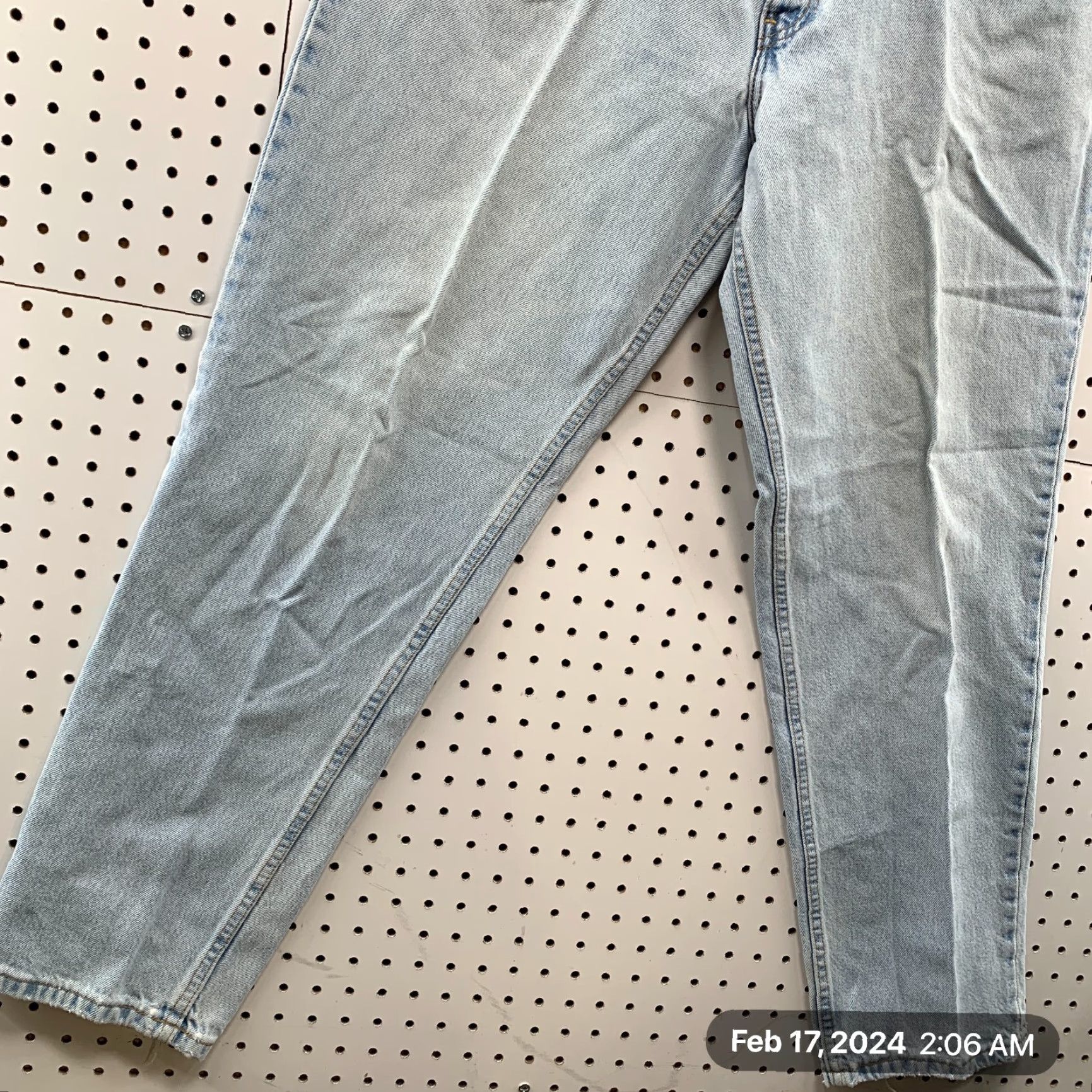 Levi's VINTAGE Levi's 545 Jeans Mens 34x32 Blue Denim Distressed USA 90s Tapered Relaxed Fit Regular Men Size US 34 / EU 50 - 4 Thumbnail