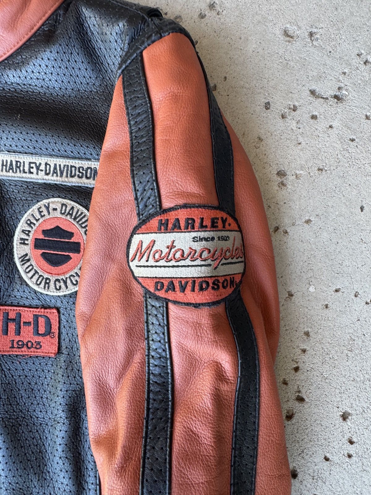 Harley Davidson HARLEY DAVIDSON 2005 Leather Patch Jacket Size XS Size XS / US 0-2 / IT 36-38 - 3 Thumbnail