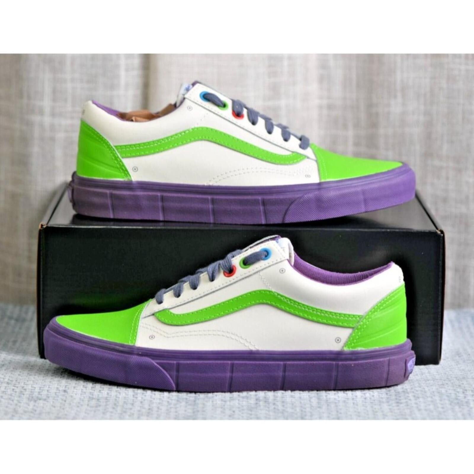 Vans Vans Old Skool x Disney Pixar Toy Story Buzz Light Size US 7 / EU 40 - 6 Thumbnail