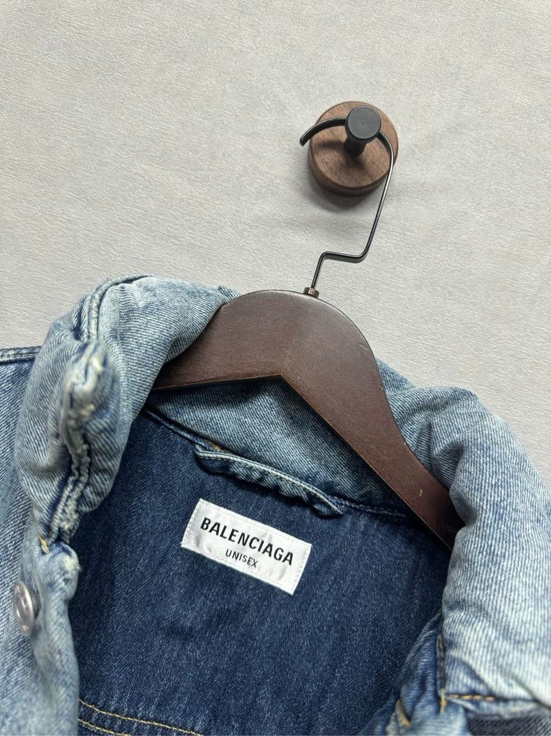 Balenciaga Balenciaga size 36 Oversized washed denim cotton coat jack Size XS / US 0-2 / IT 36-38 - 2 Thumbnail