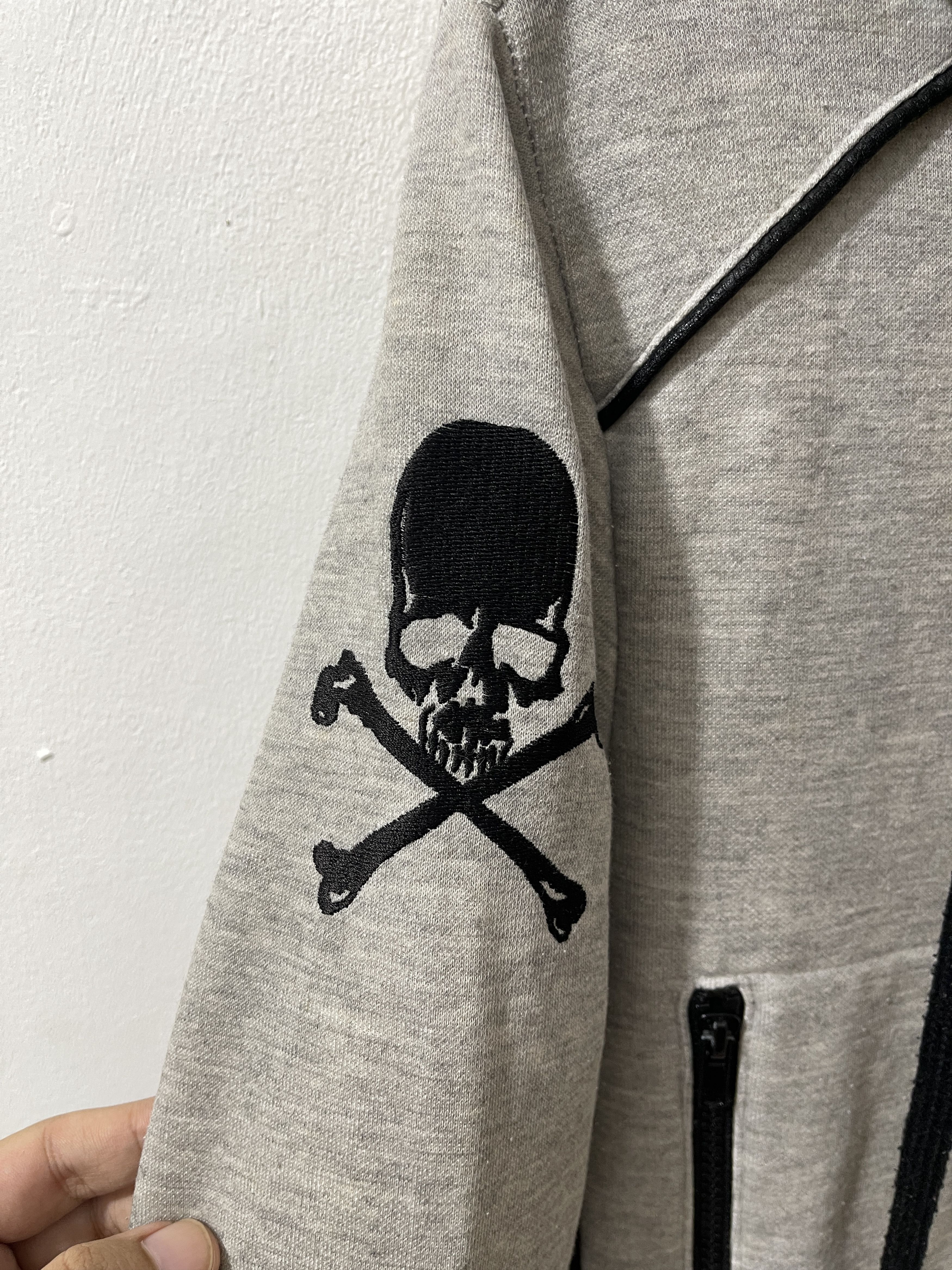 Japanese Brand 2000s R2 Rider Japan Archive Fur Skull Vkei Style Hoodie Size US L / EU 52-54 / 3 - 5 Thumbnail