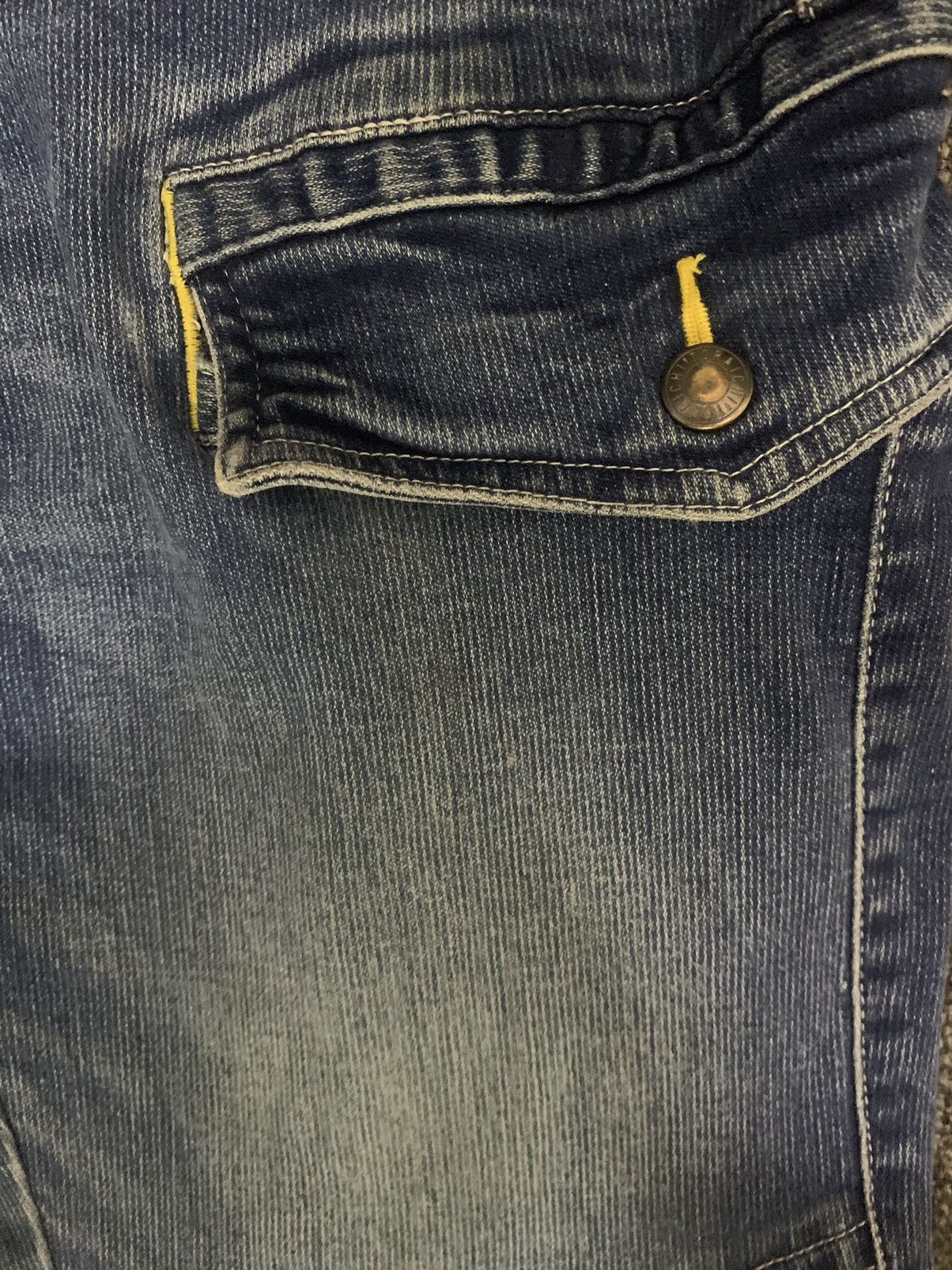 Japanese Brand Vintage Japanese Brand Multi-pockets Utility Workwear Jeans Size US 32 / EU 48 - 9 Thumbnail