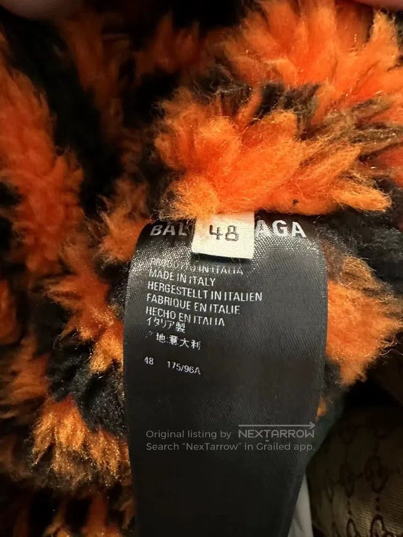 Balenciaga Balenciaga Tiger Pattern Two-Way Wearable Fur Size US M / EU 48-50 / 2 - 6 Thumbnail