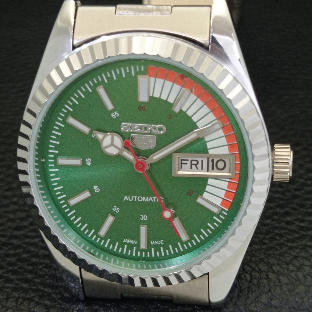 Seiko REFURBISHED VINTAGE SEIKO 5 AUTO JAPAN MENS WATCH a440722 Size 38 - 3 Thumbnail