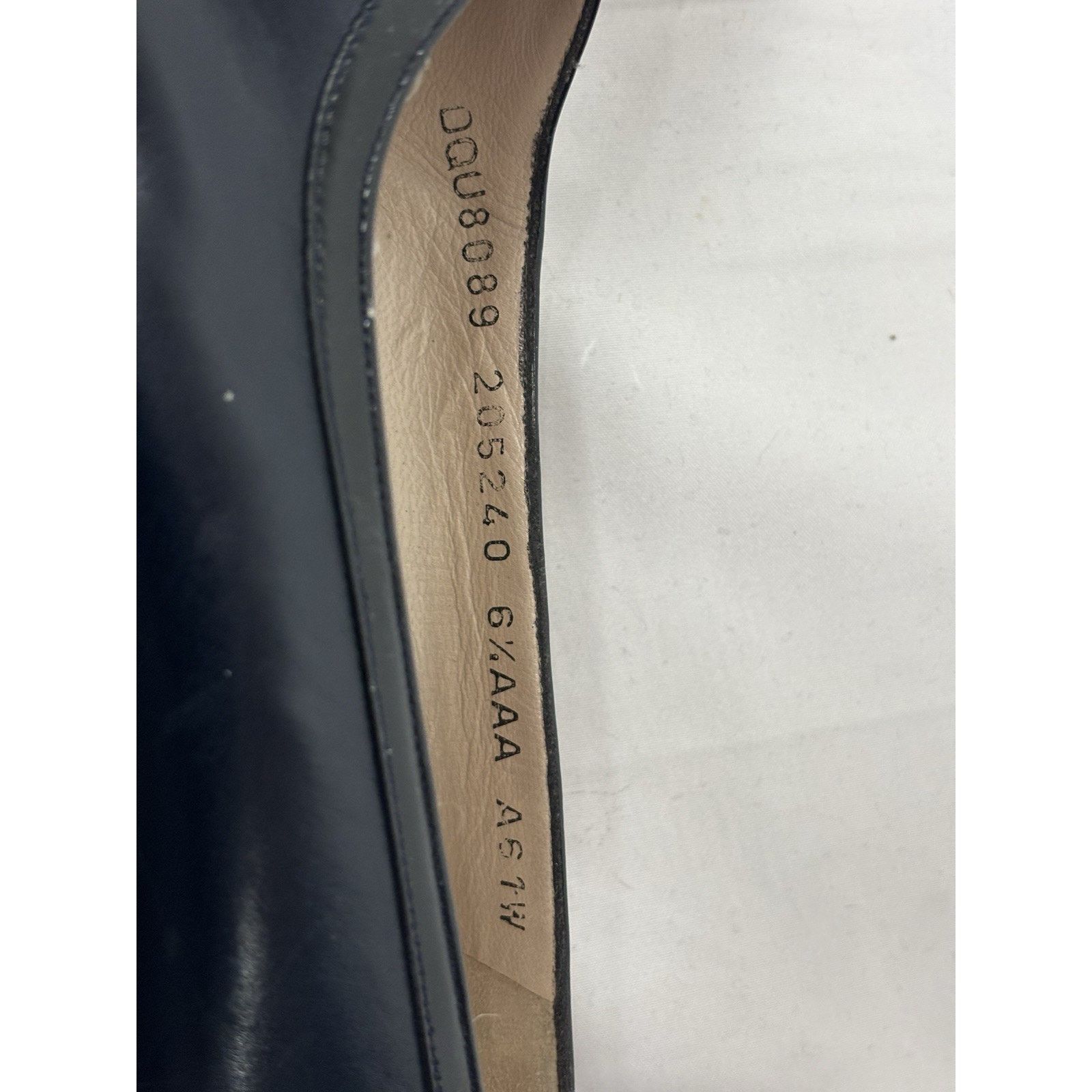 Salvatore Ferragamo Salvatore Ferragamo Navy Women’s 6.5 AAA Leather Buckle Heel Size US 6.5 / IT 36.5 - 5 Thumbnail