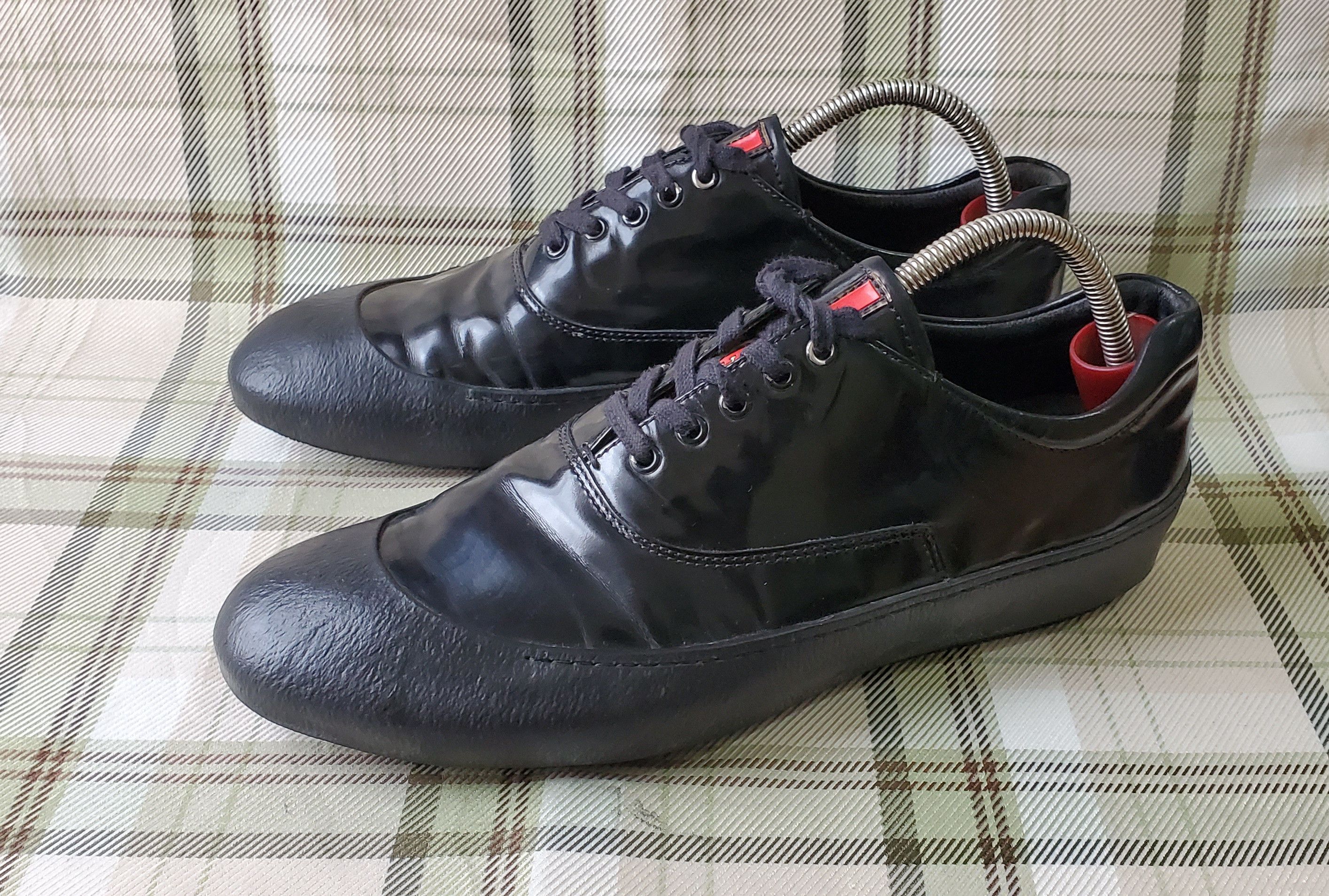 Prada Prada Black Leather Lo Top Lace Up Sneakers Size US 9 / EU 42 - 2 Thumbnail