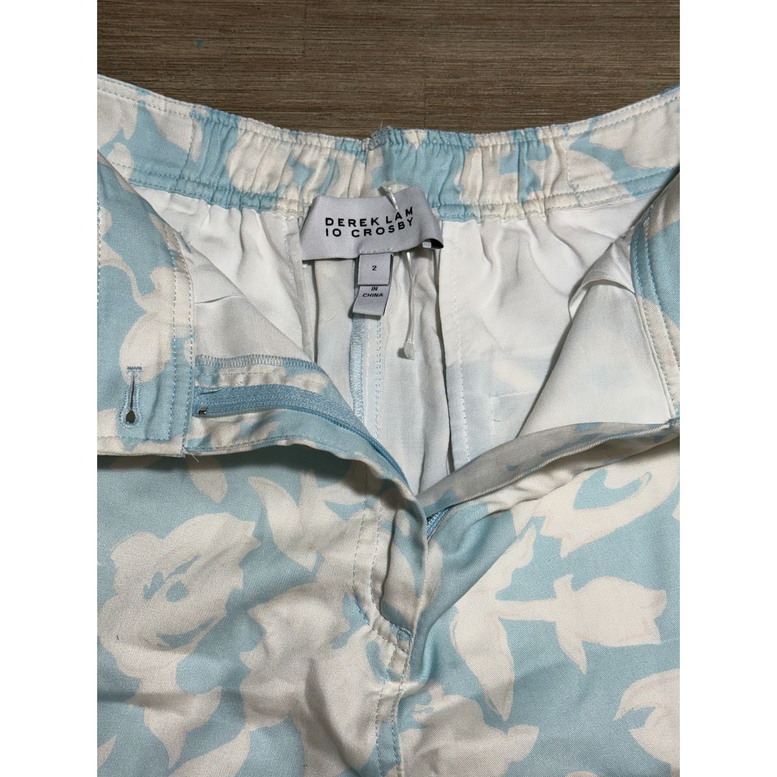 Derek Lam 10 Crosby Derek Lam Crosby Anora Dress Shorts floral Print size 2 Size 26" / US 2 / IT 38 - 5 Thumbnail